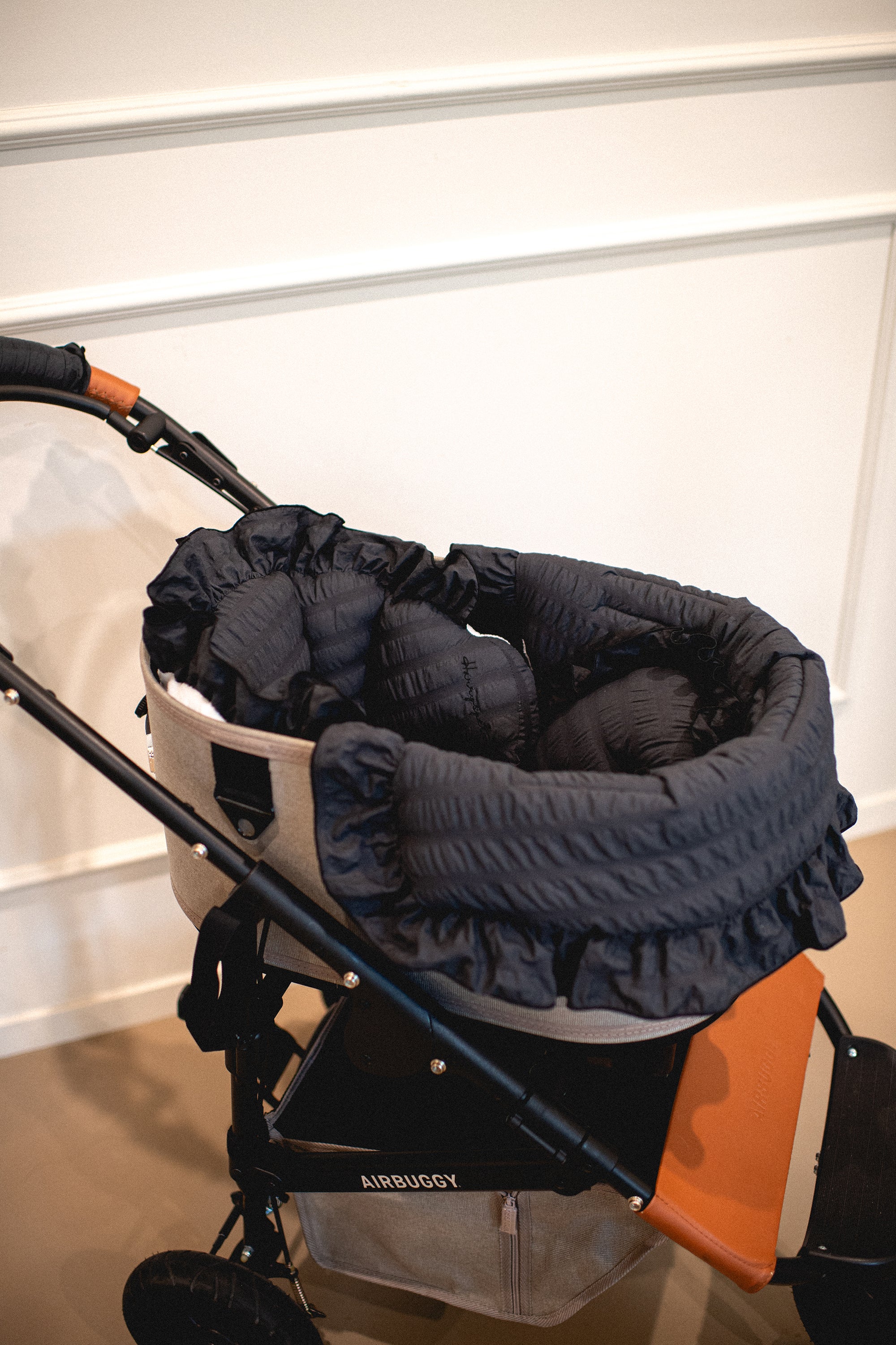 Rococo, New Margaret - Space Grey – HARRYSPET Global Store