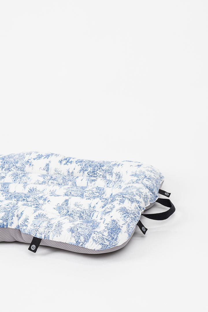 XLarge Dog liner, Basic - French Toile