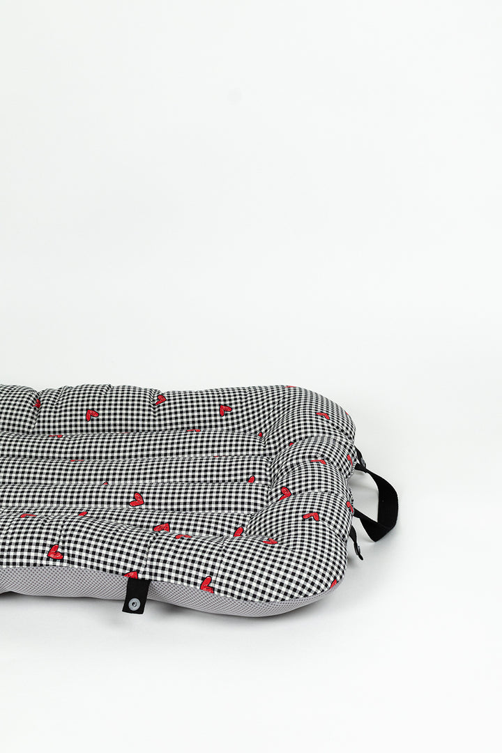 XLarge Dog liner, Basic - Welsh Hearts